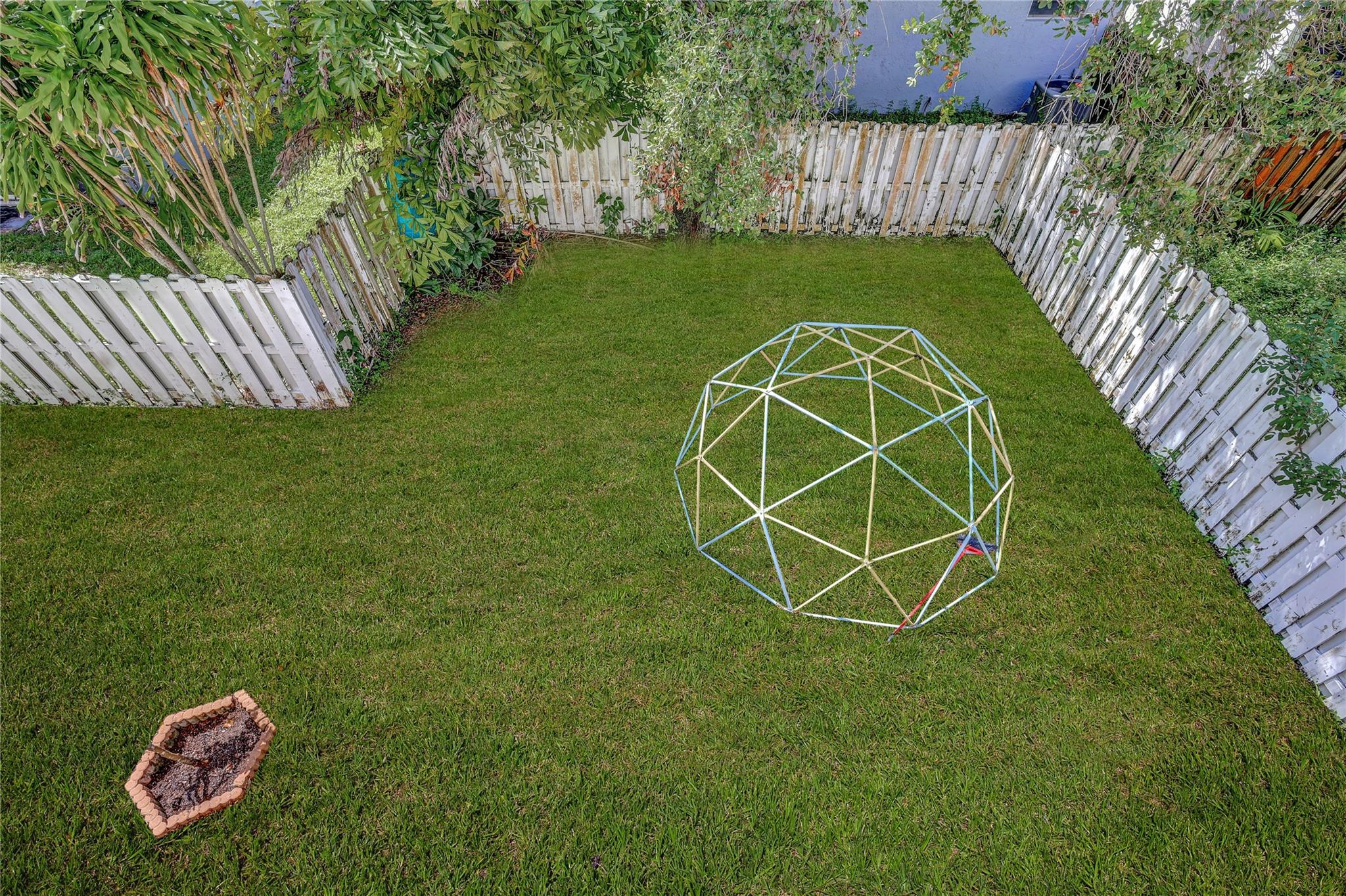 JACARANDA PARCEL 608 - Residential