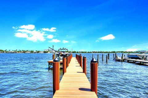 A home in Lake Worth Beach