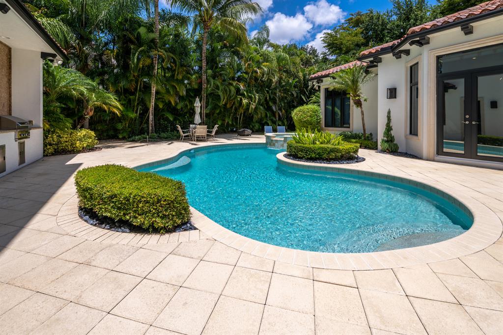 THE OAKS AT BOCA RATON - Residential Lease