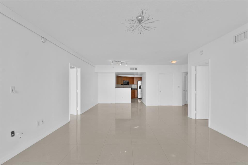 16699 Collins Ave 3402
