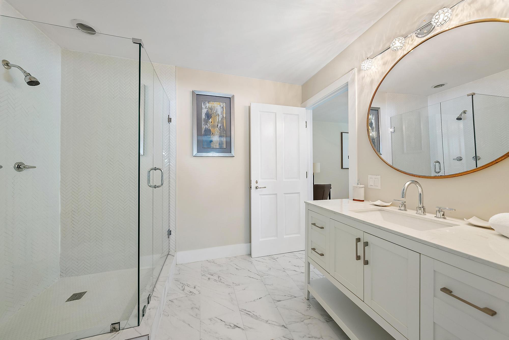 CYPRESS ISLAND - Residential