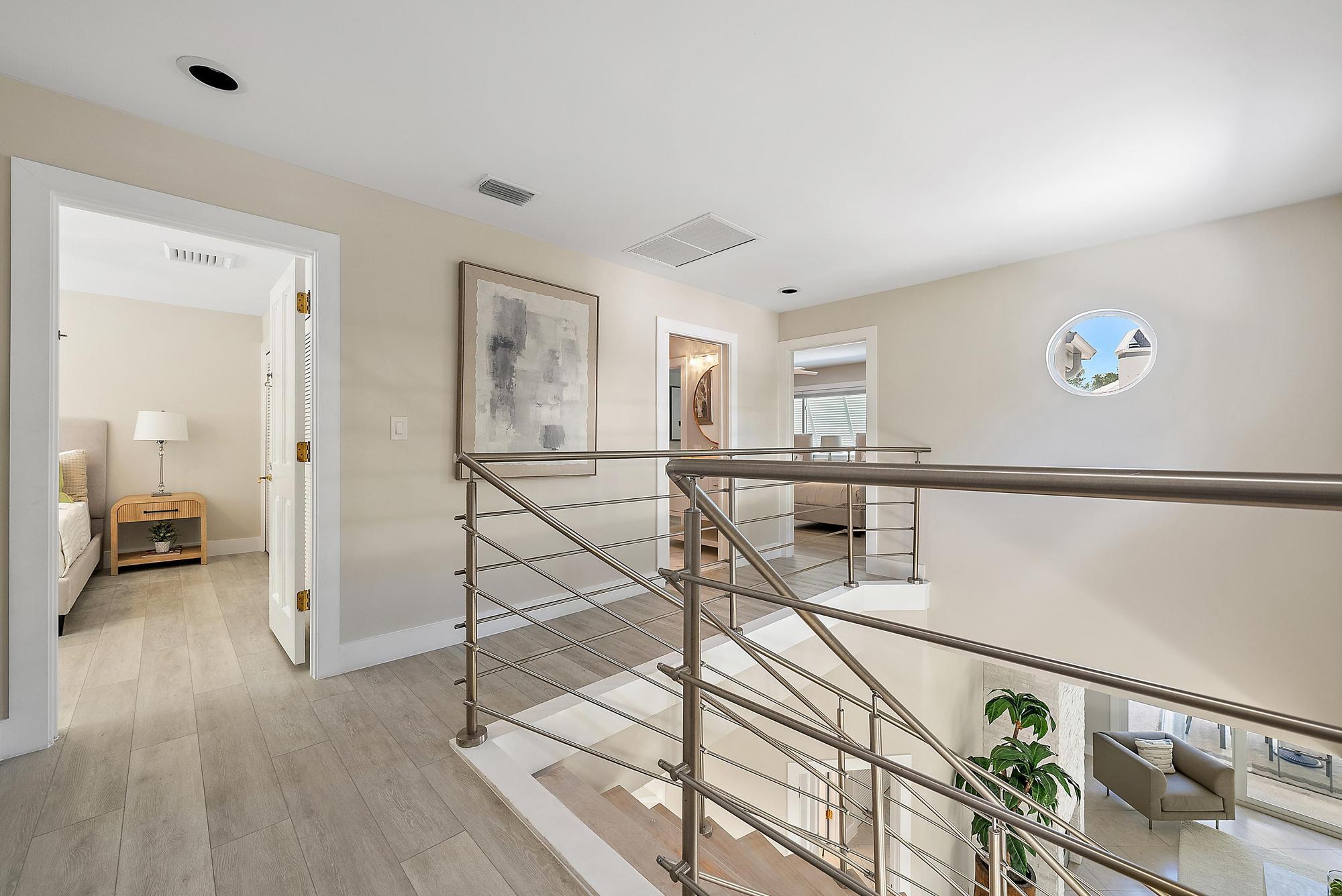 CYPRESS ISLAND - Residential