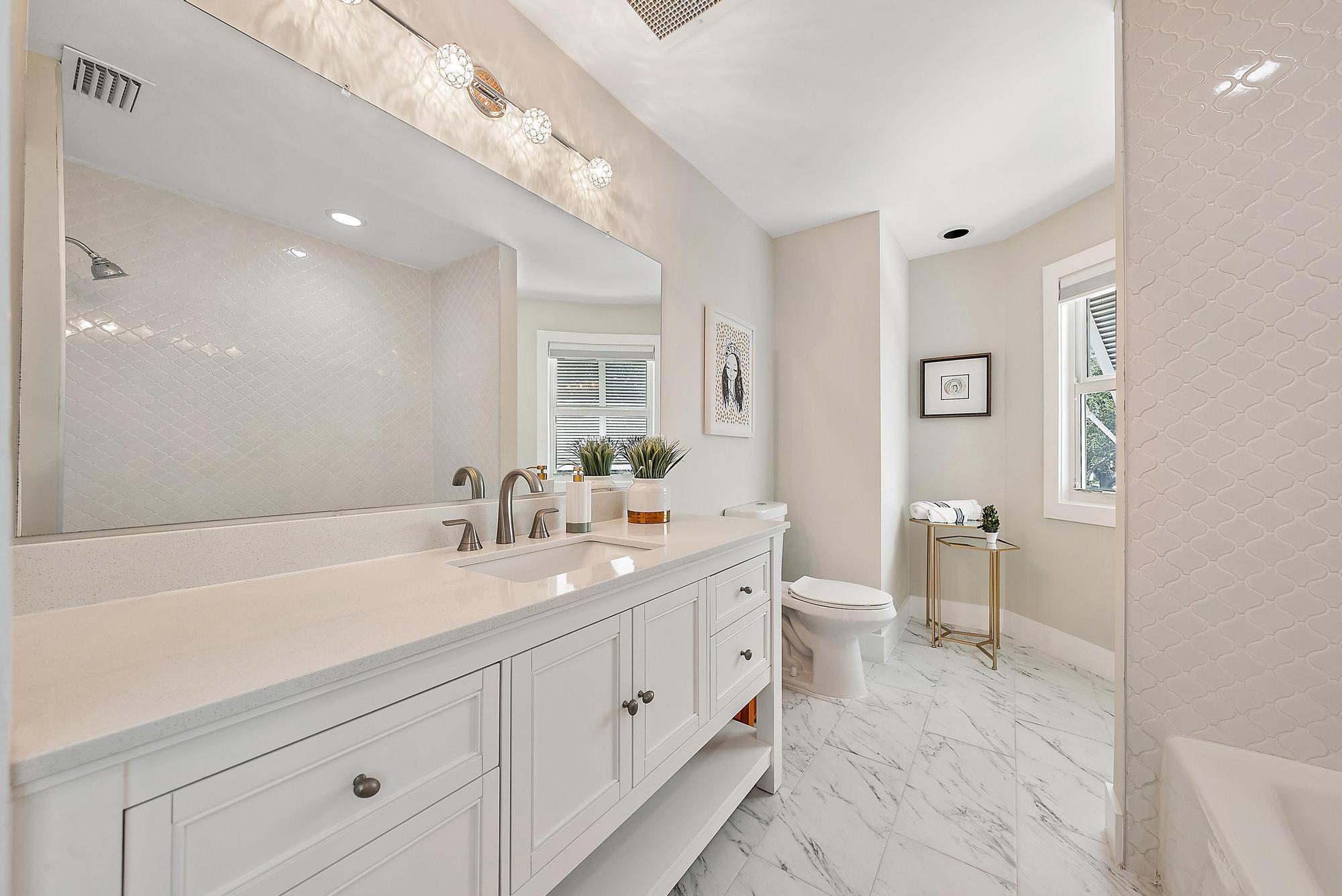 CYPRESS ISLAND - Residential