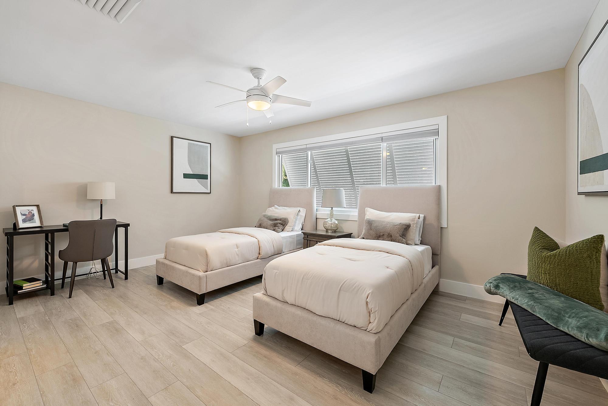 CYPRESS ISLAND - Residential