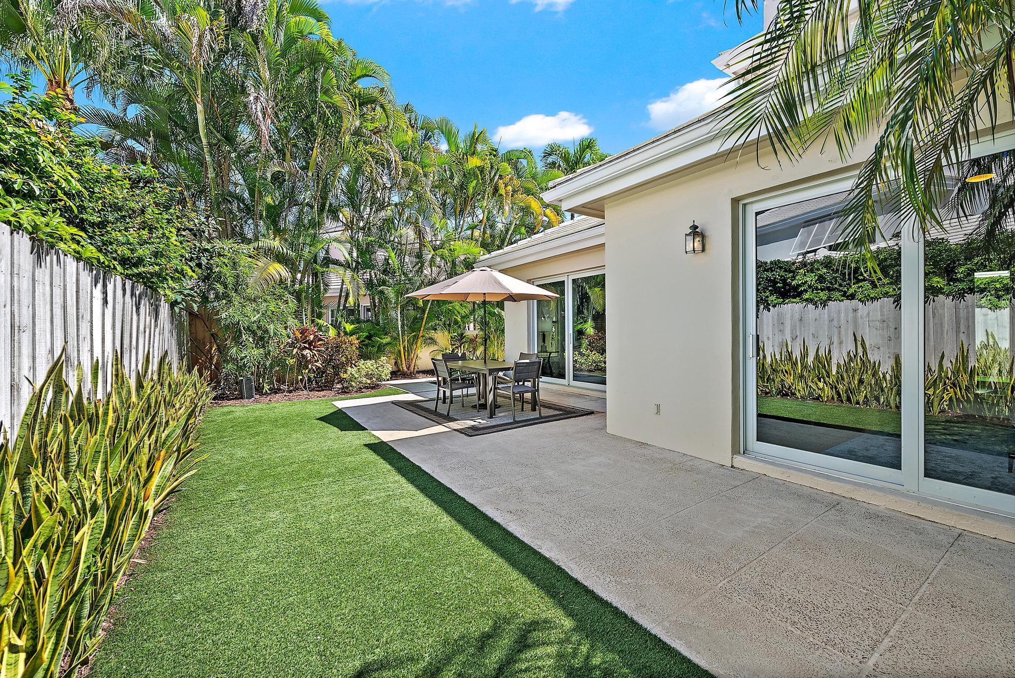 CYPRESS ISLAND - Residential