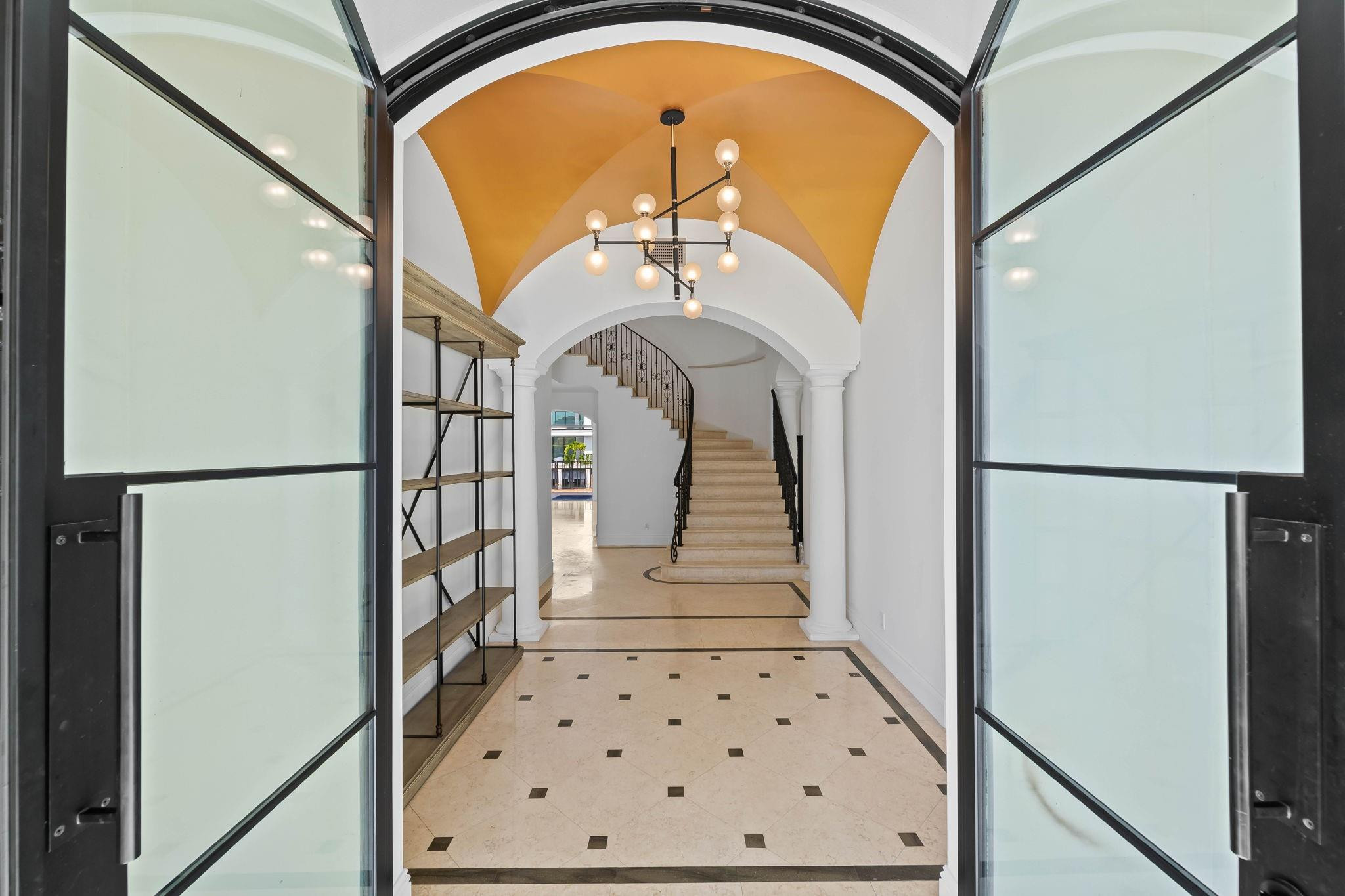 Tropic Isle - Residential