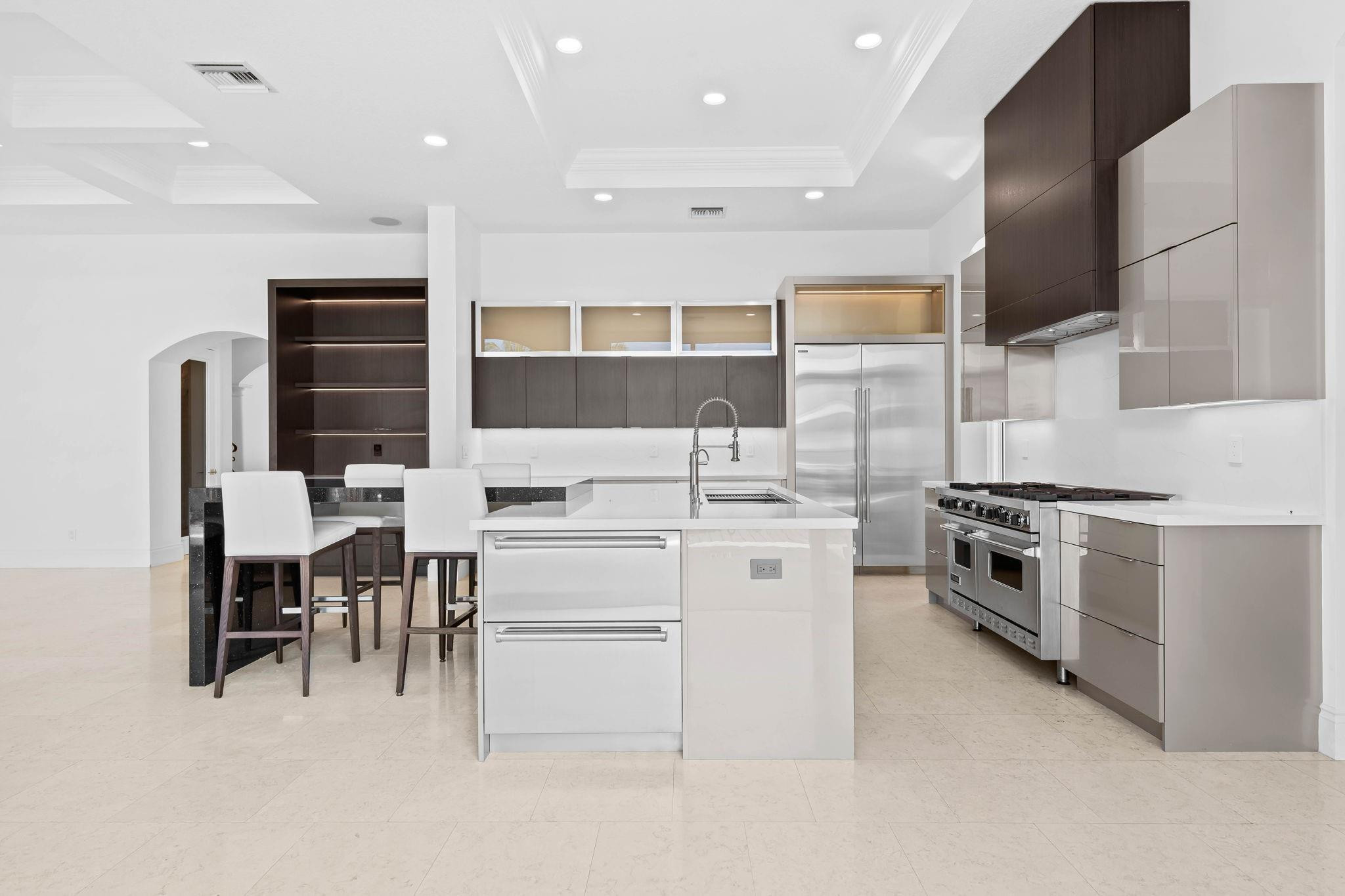 Tropic Isle - Residential