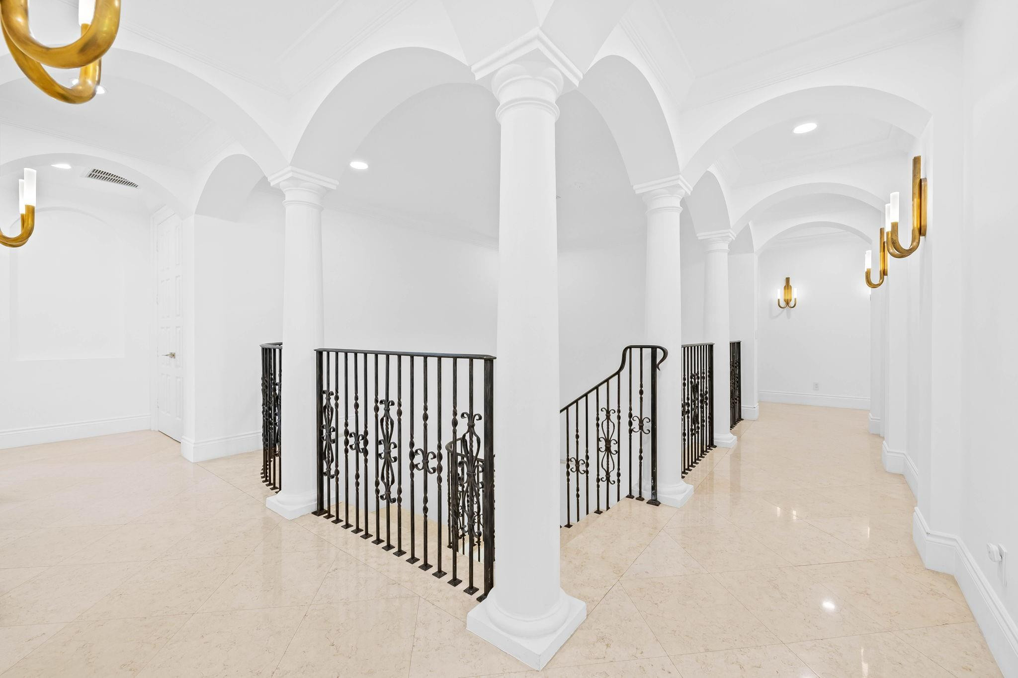 Tropic Isle - Residential