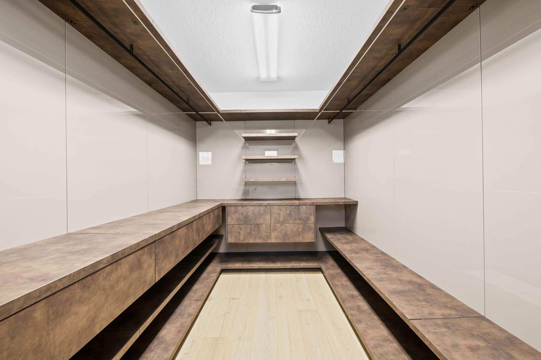 Tropic Isle - Residential