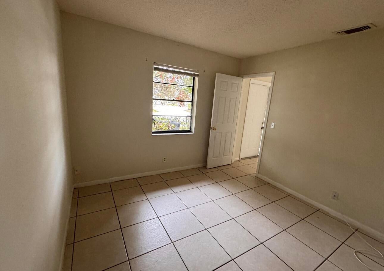1115 Goldenrod Road 1115