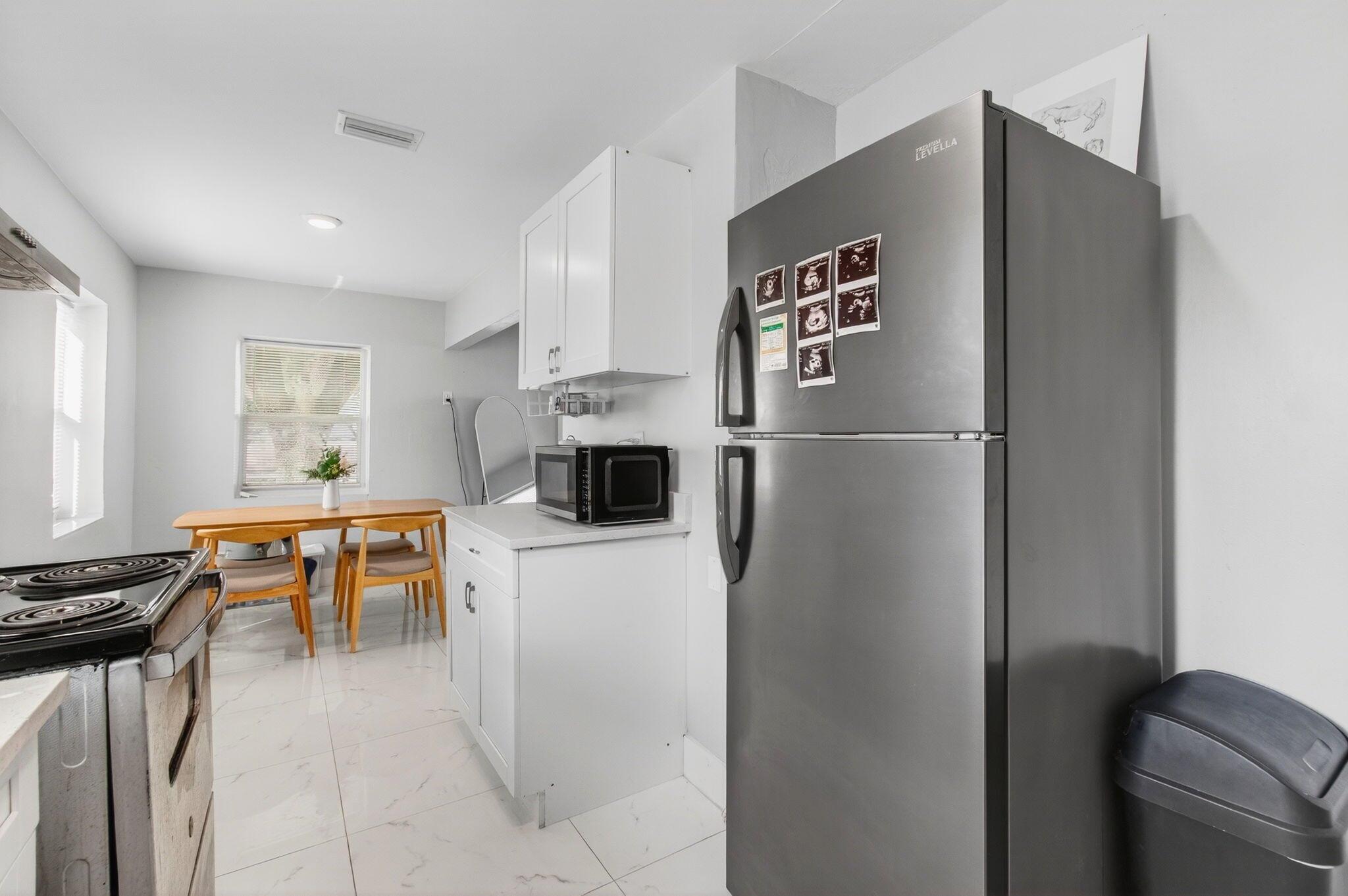 LAKE WORTH TOWN OF - Residential Income