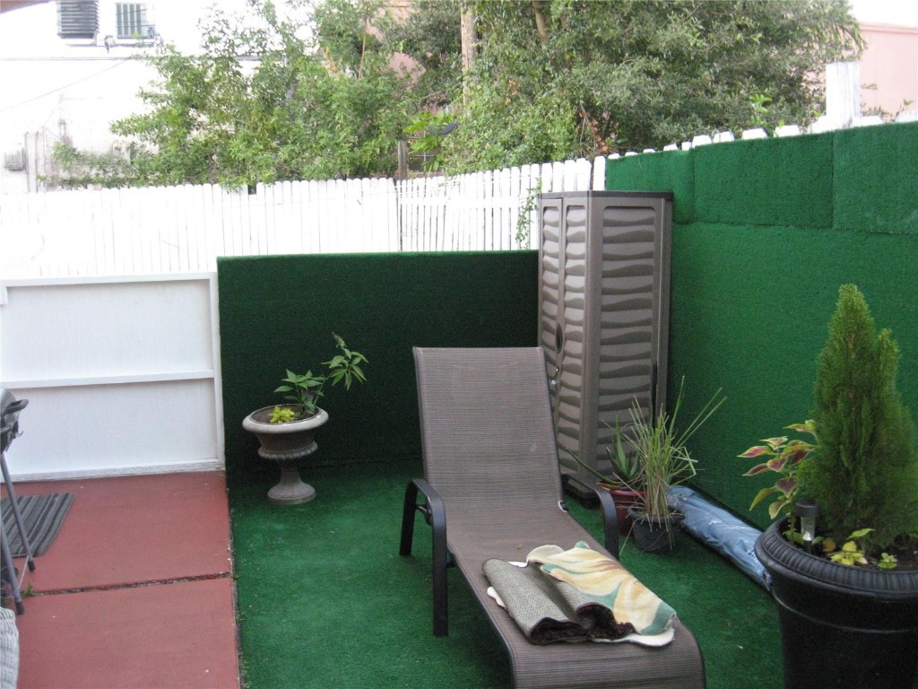 CORAL HEIGHTS 22-4 B - Residential Lease