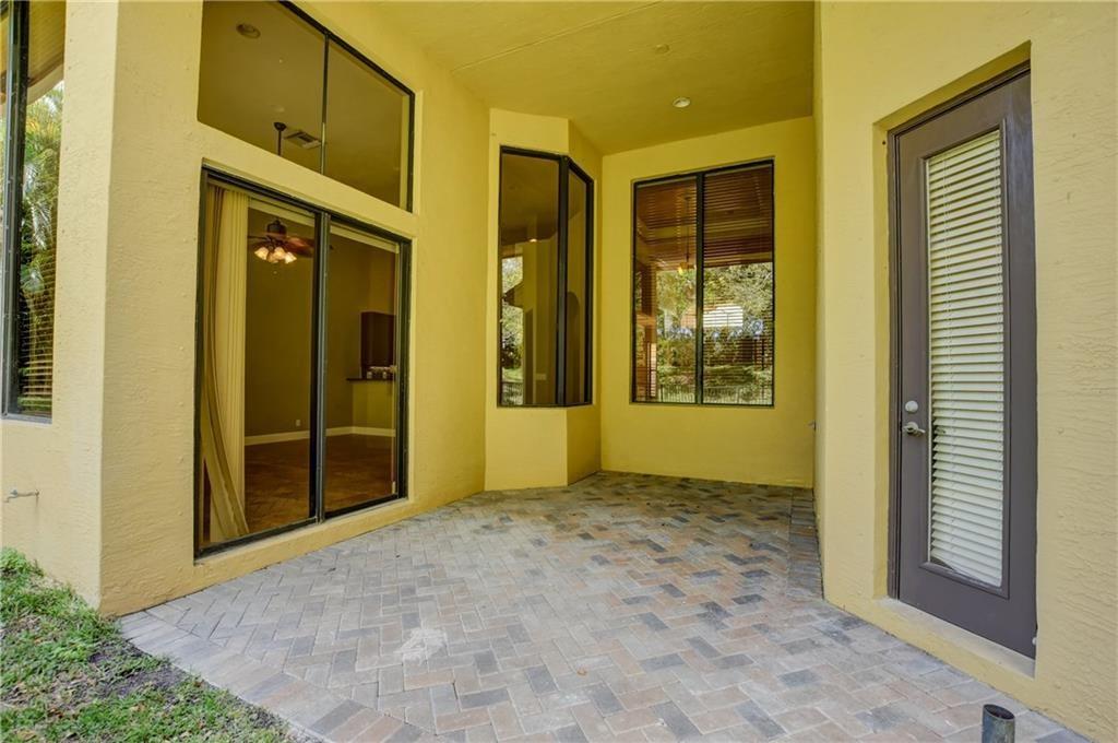 Versailles PUD - Residential Lease