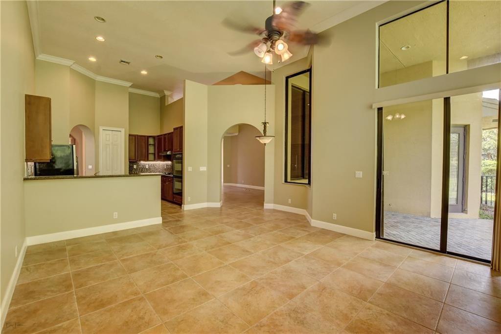 Versailles PUD - Residential Lease