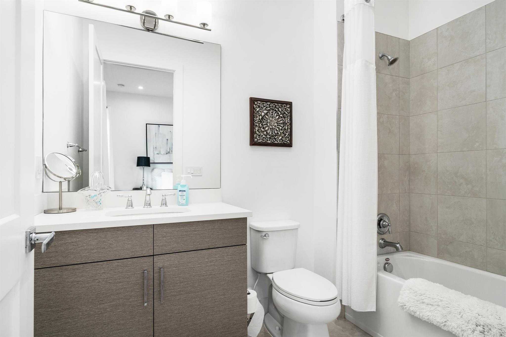 BANYAN CAY RESORT COMMUNI - Residential