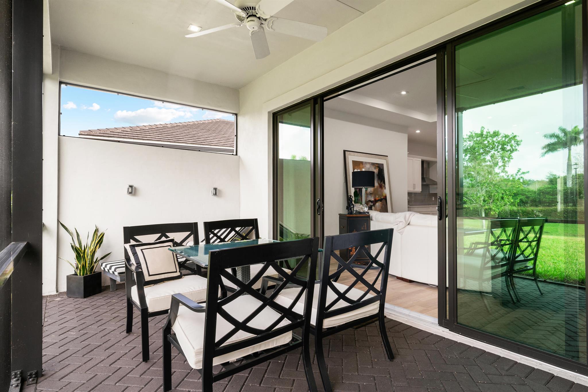 BANYAN CAY RESORT COMMUNI - Residential