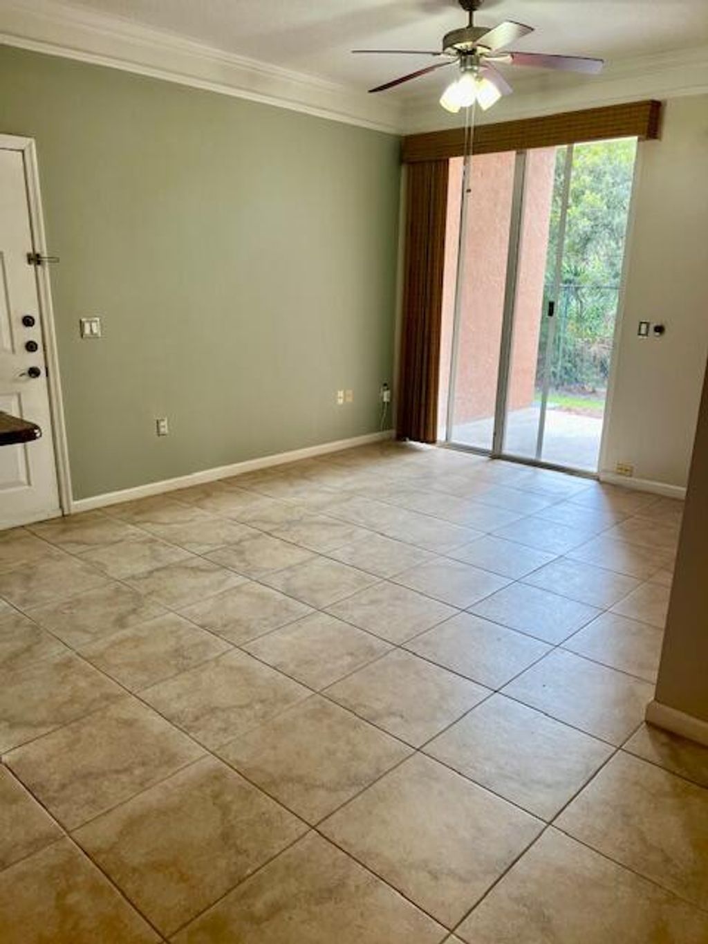 Photo of 1106 Myrtlewood Circle E, Palm Beach Gardens, FL 33418 (MLS # R11112758)