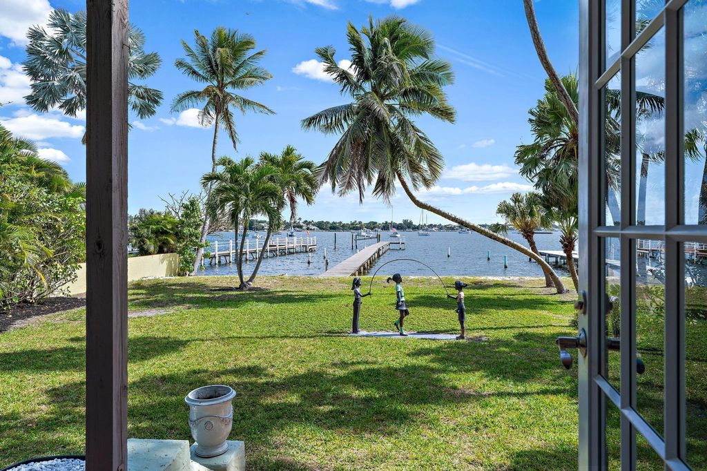 Photo of 122 S Lake Drive, Lantana, FL 33462 (MLS # R11162283)