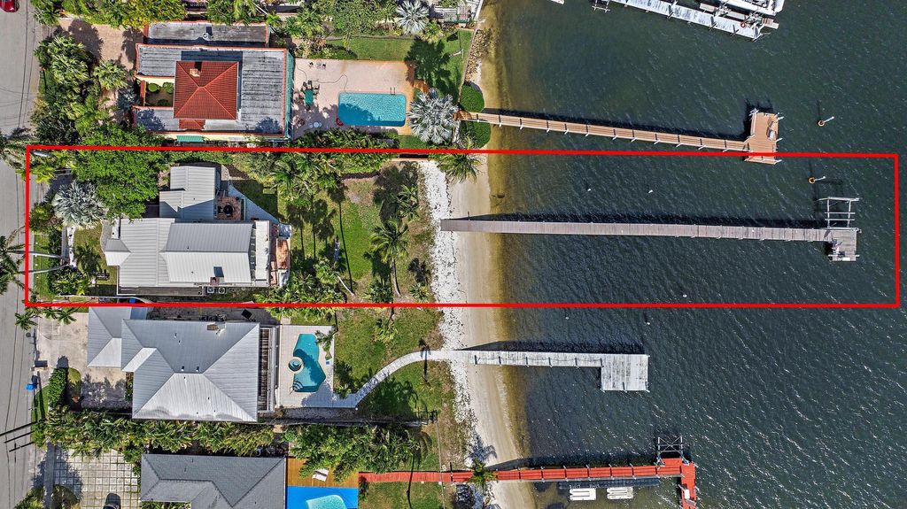 Photo of 122 S Lake Drive, Lantana, FL 33462 (MLS # R11162283)