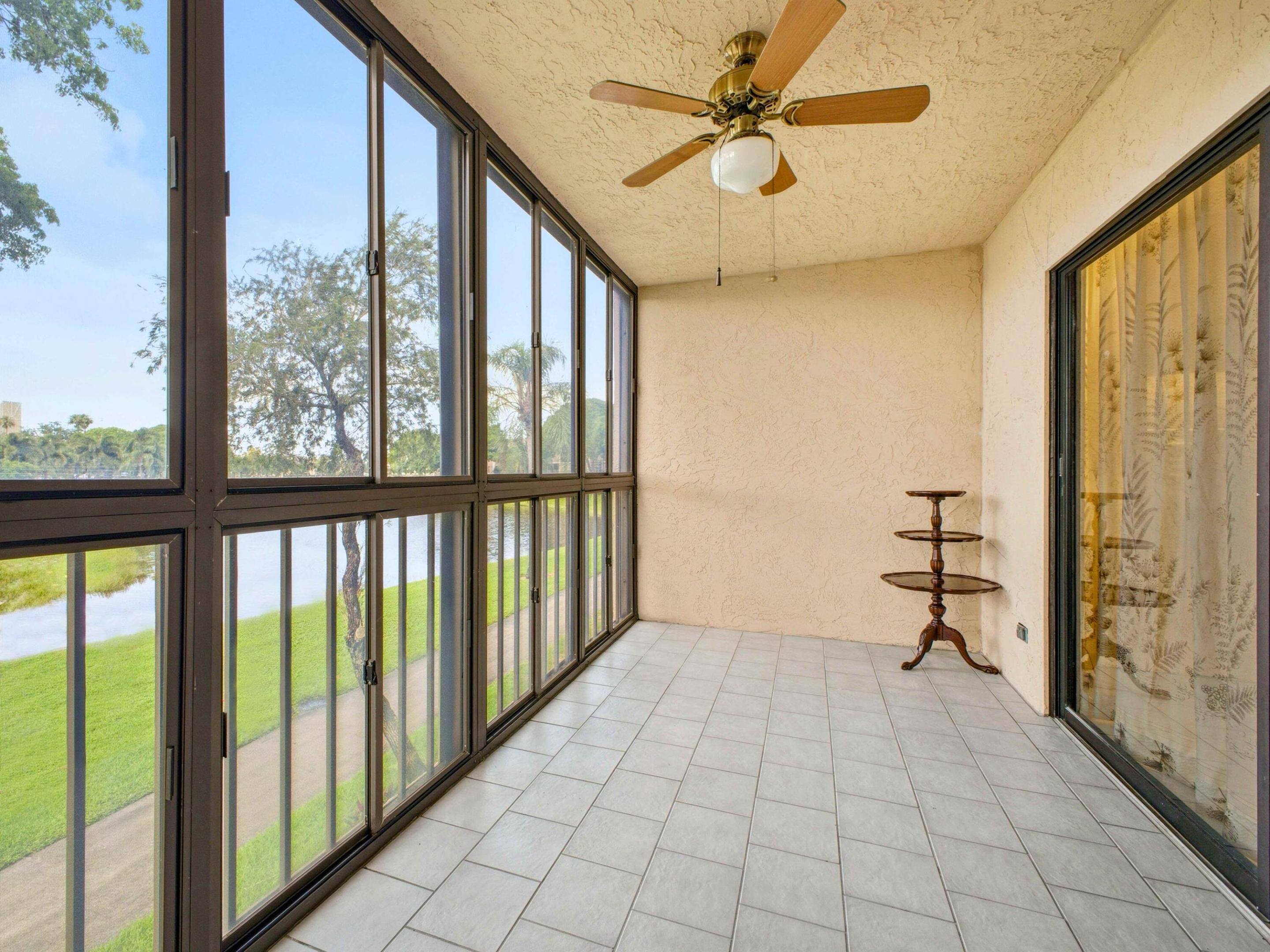 HUNTINGTON LAKES - Residential