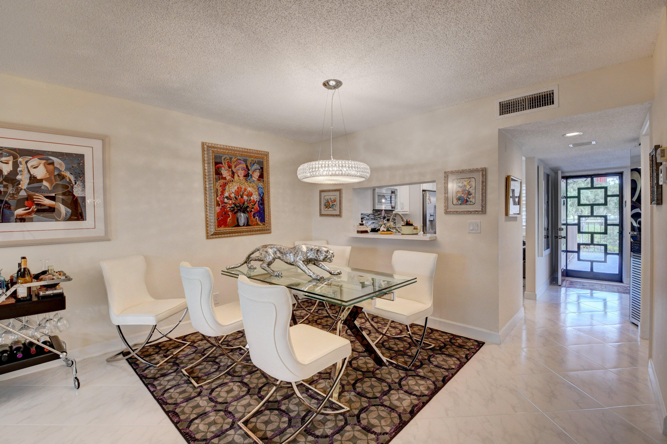 HUNTINGTON LAKES - Residential