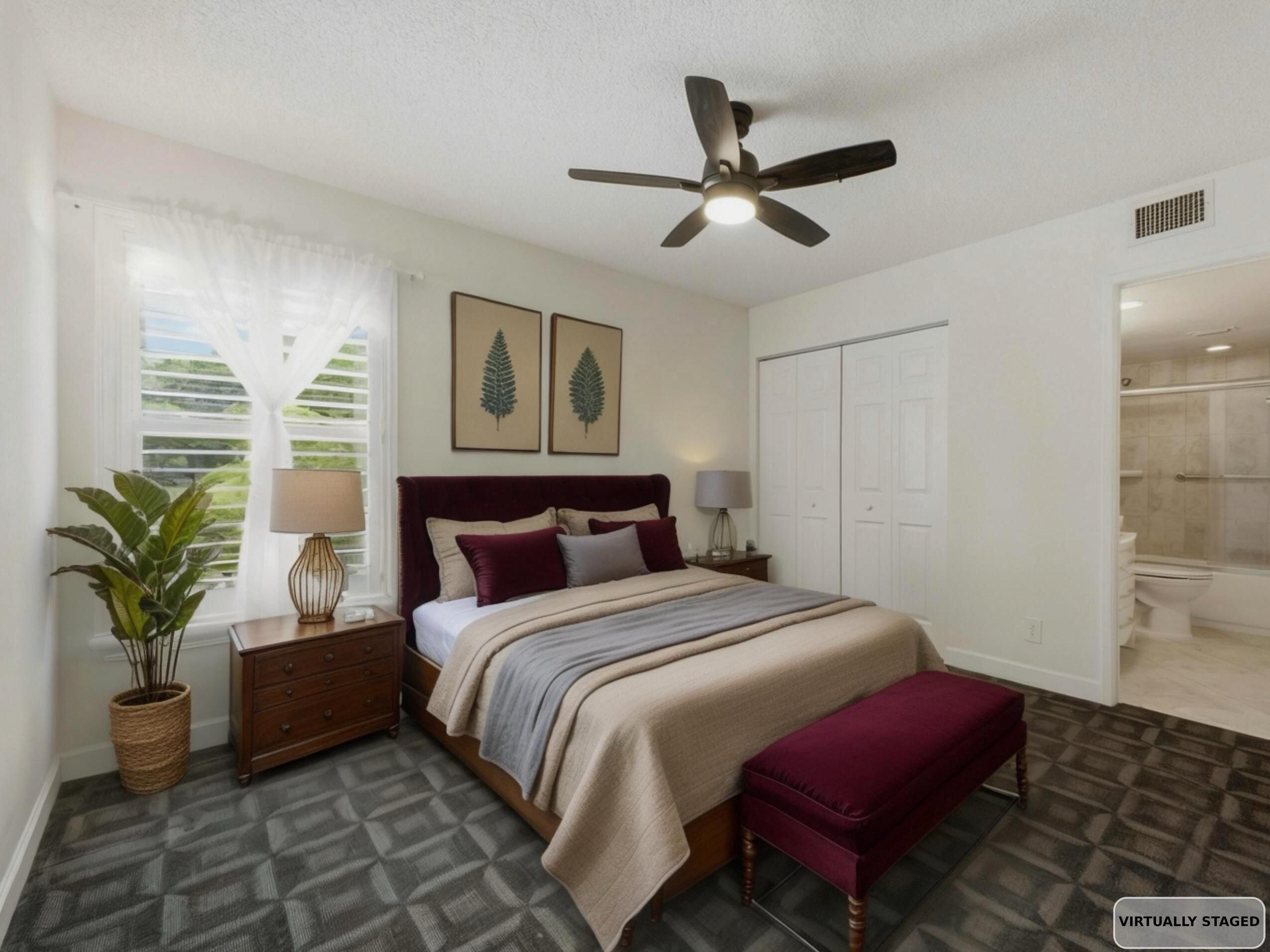 HUNTINGTON LAKES - Residential