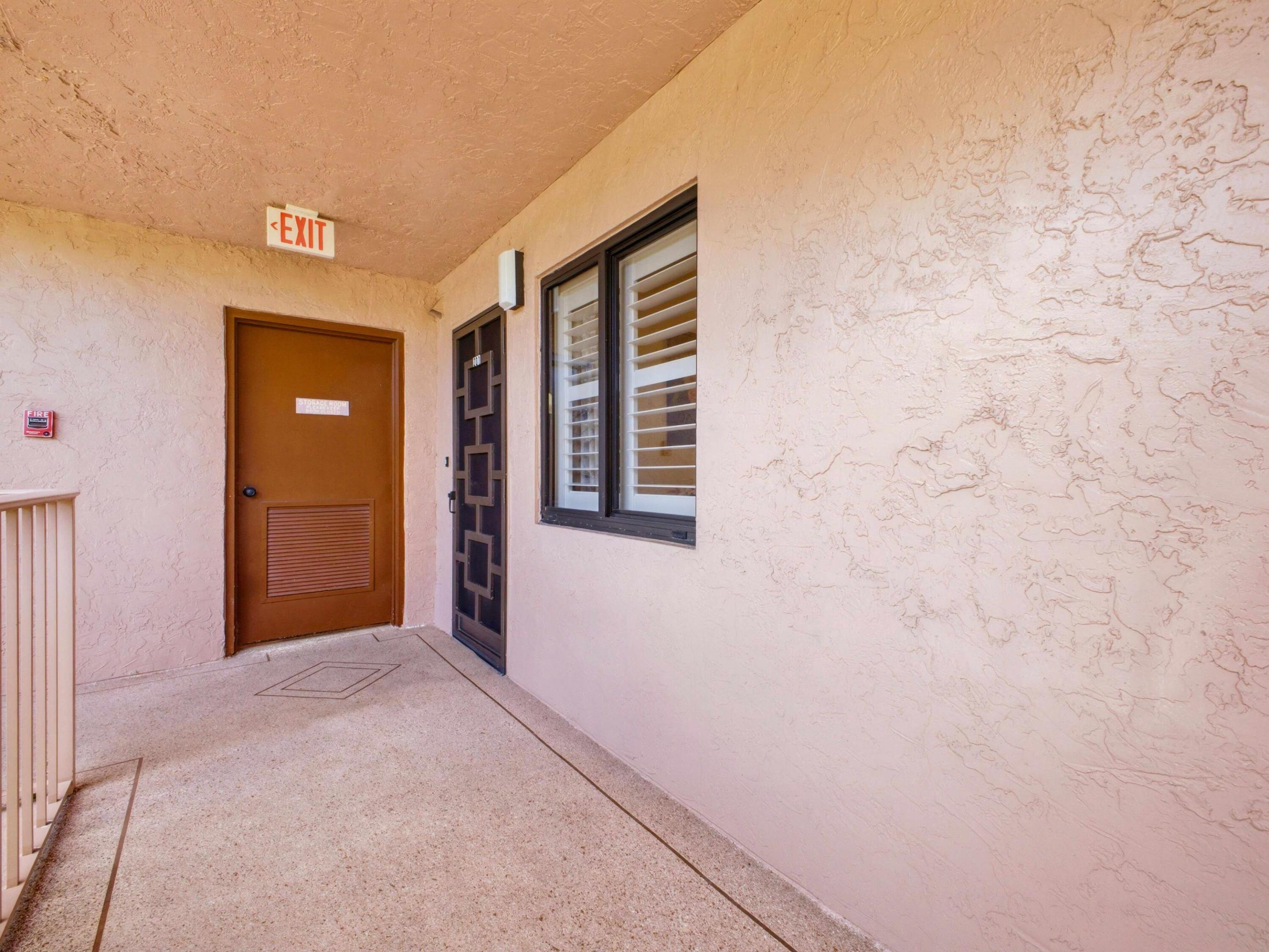 HUNTINGTON LAKES - Residential