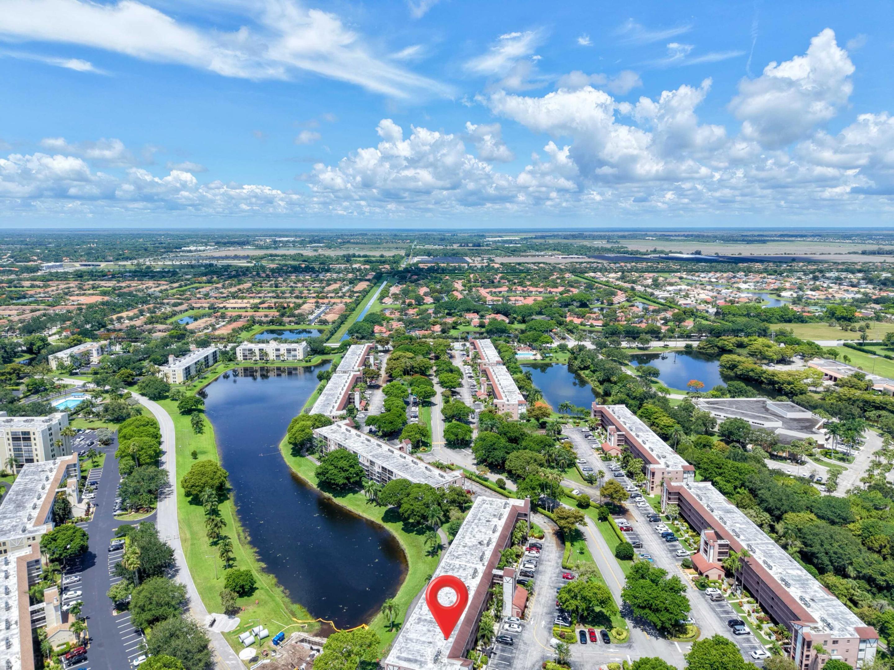 HUNTINGTON LAKES - Residential