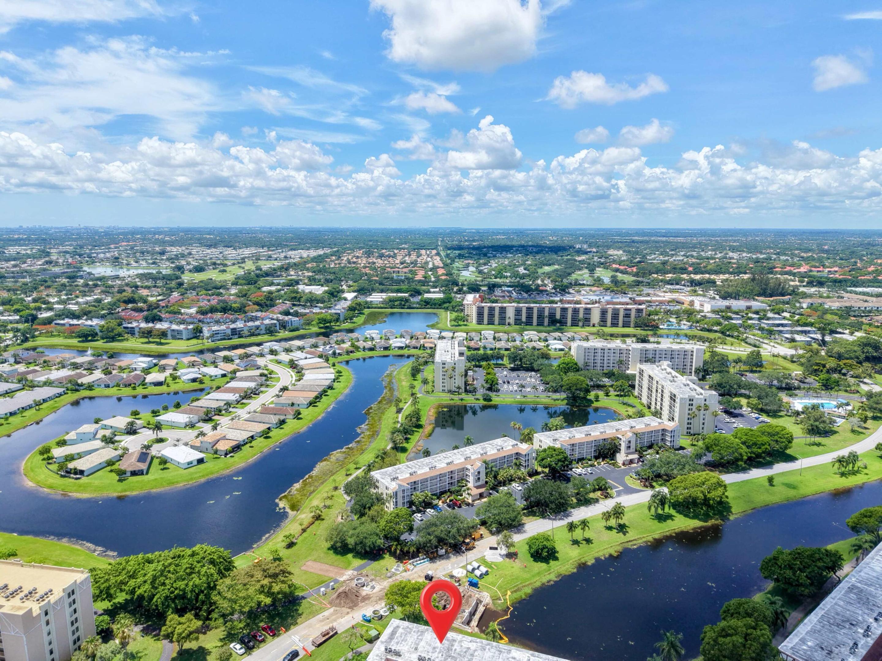 HUNTINGTON LAKES - Residential