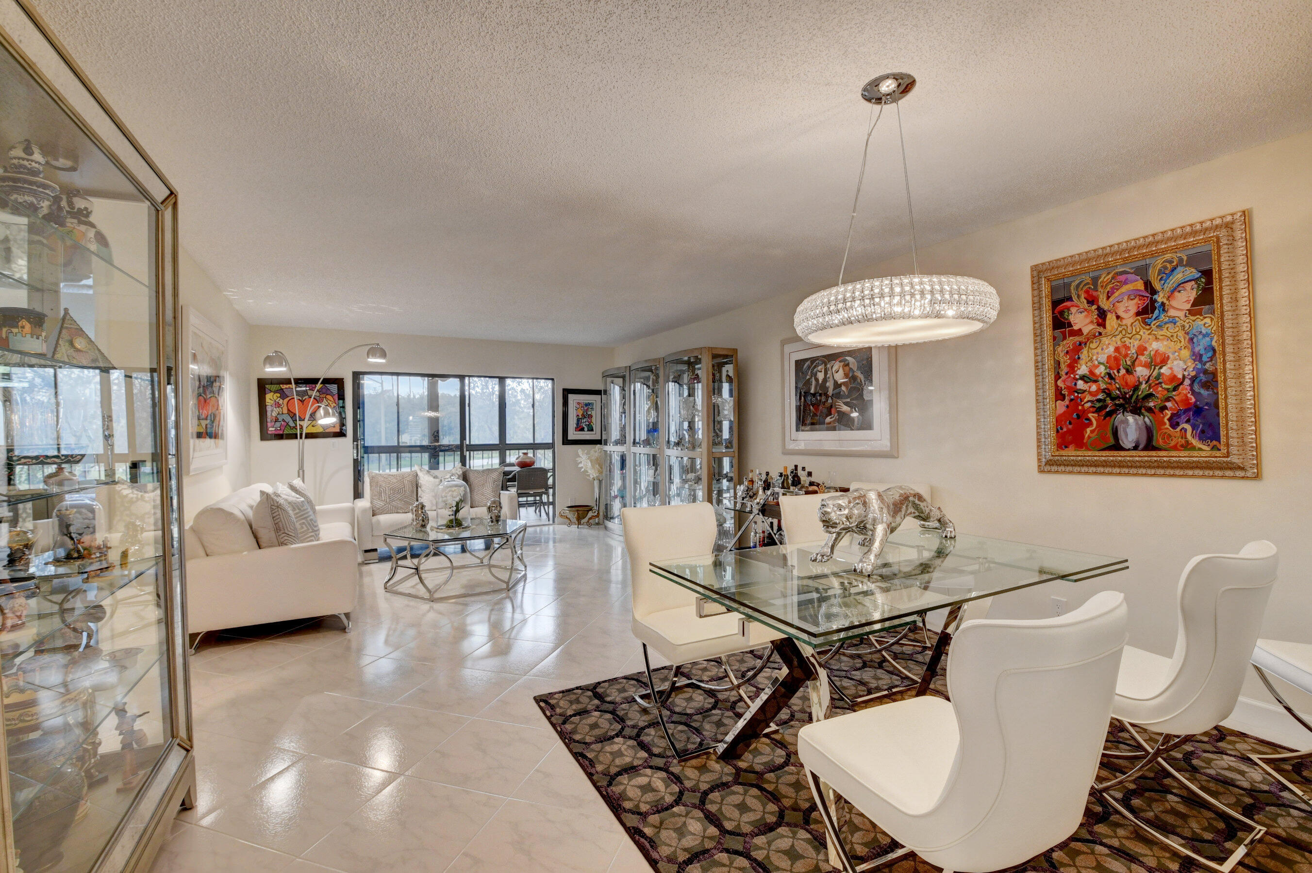 HUNTINGTON LAKES - Residential