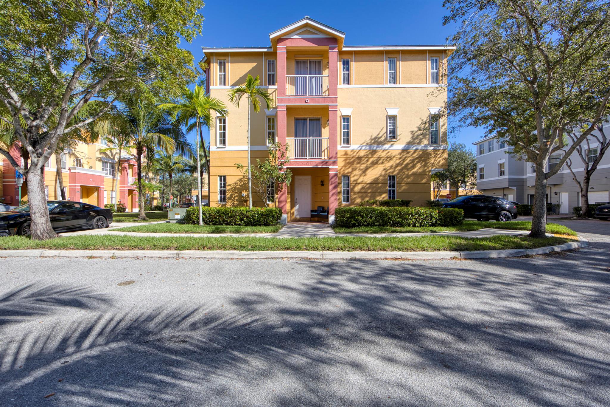 View photos, virtual tours, details... 4101 Shoma Drive
