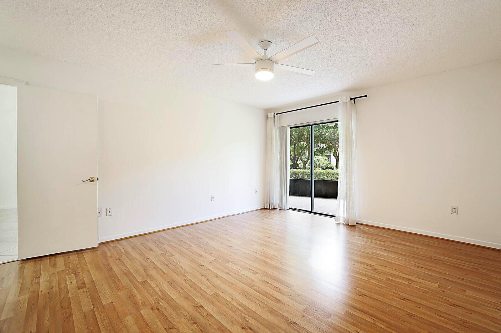 SOUTHGATE CONDO - Residential