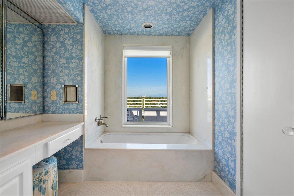 SUN AND SURF ONE HUNDRED - Residential