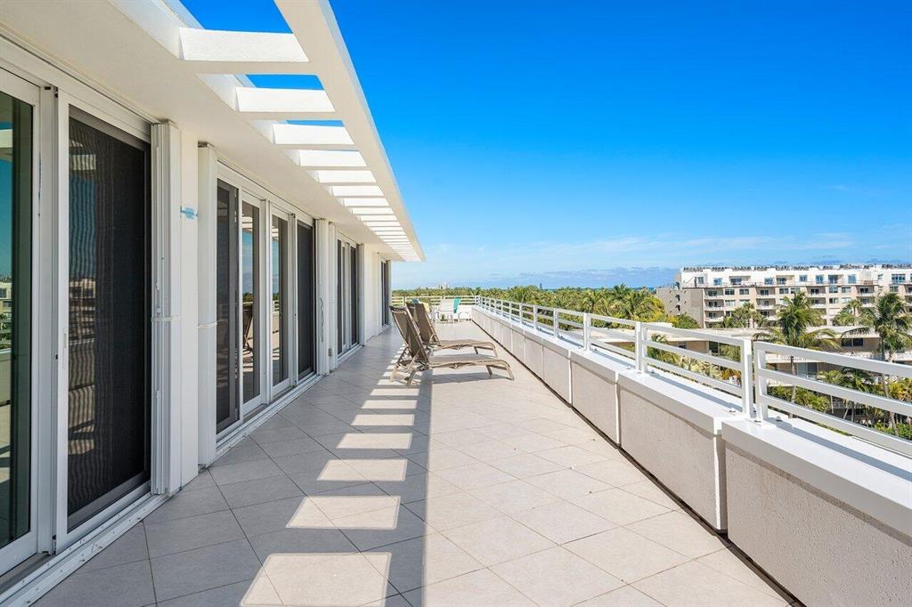 SUN AND SURF ONE HUNDRED - Residential