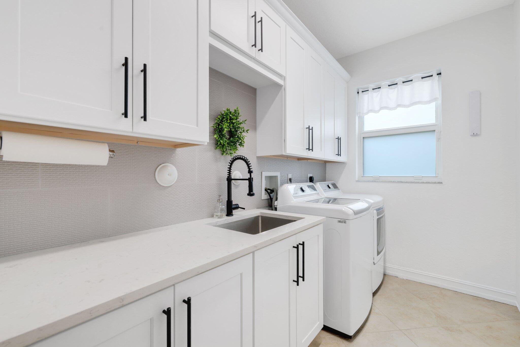CANYON ISLES 1 - Residential