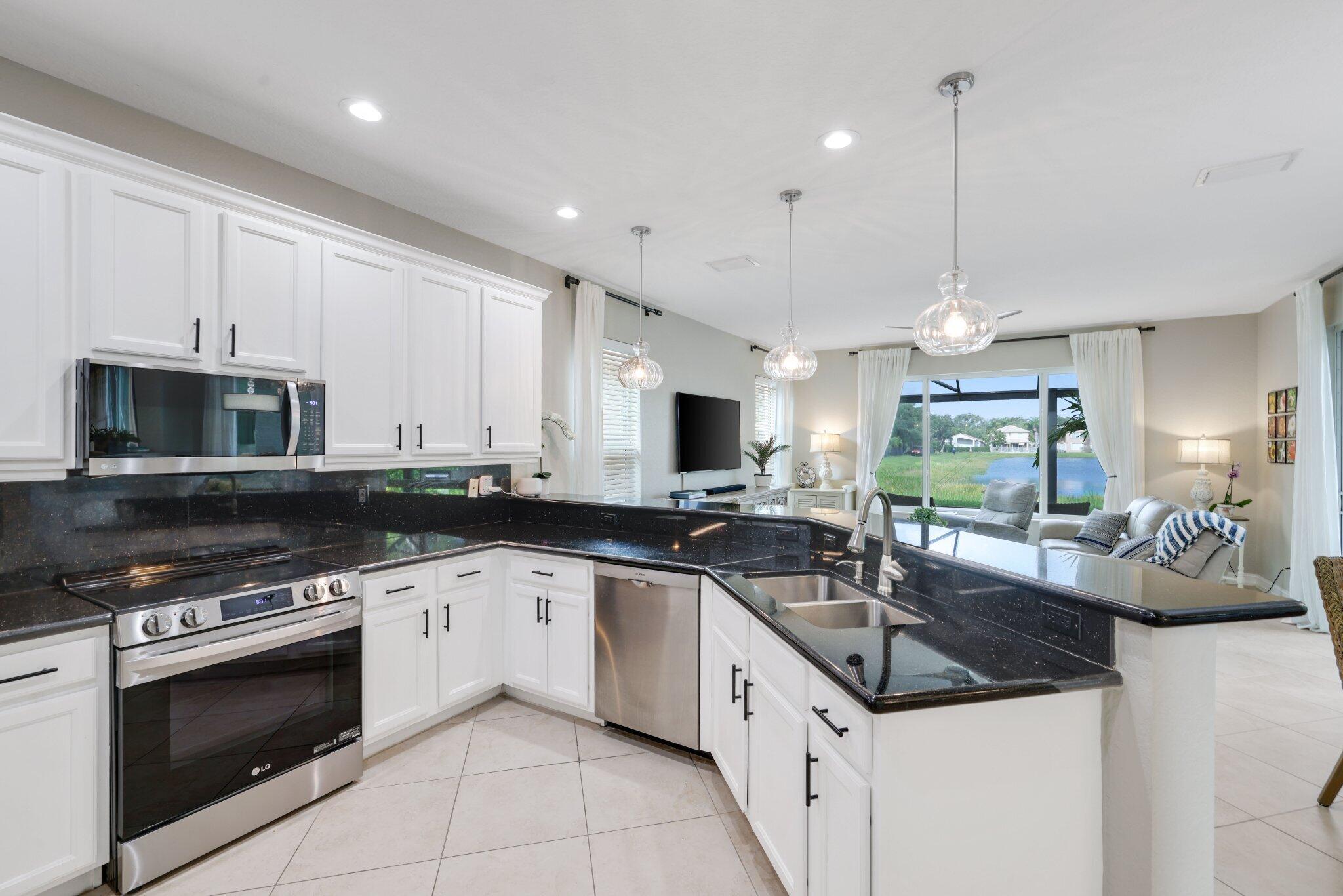 CANYON ISLES 1 - Residential