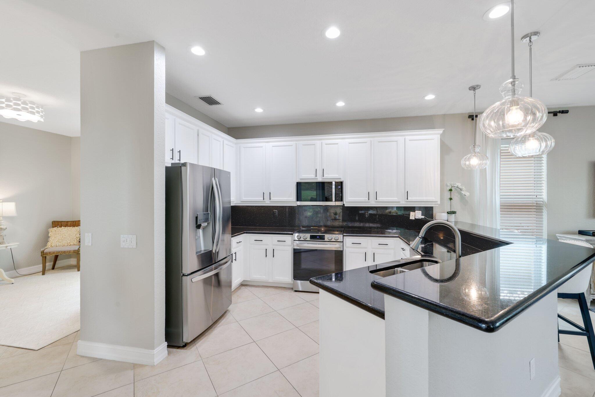 CANYON ISLES 1 - Residential