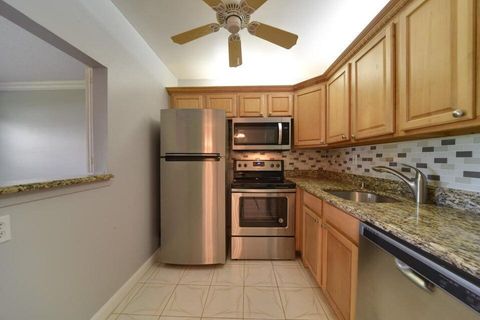 261 Suffolk G Boca Raton FL 33434