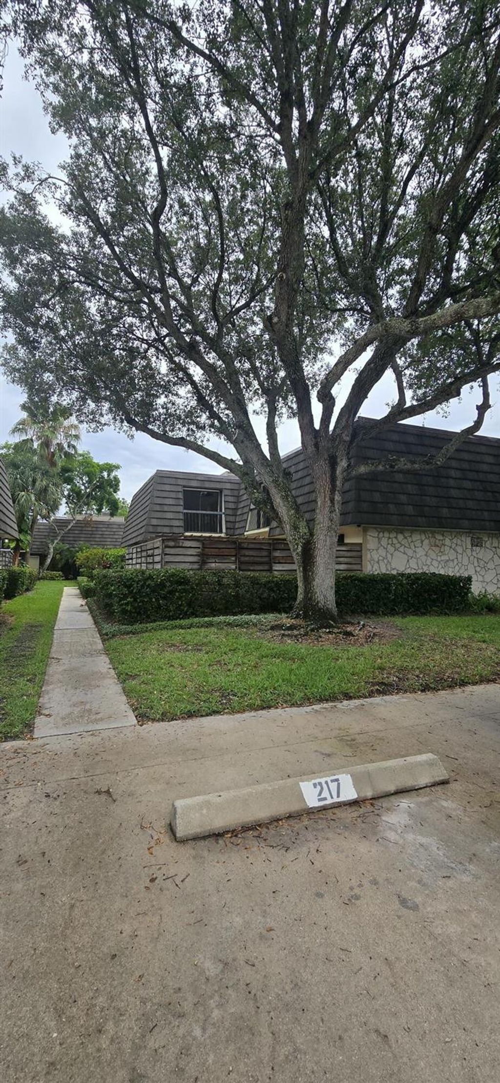 Photo of 217 2nd Terrace, Palm Beach Gardens, FL 33418 (MLS # R11098694)