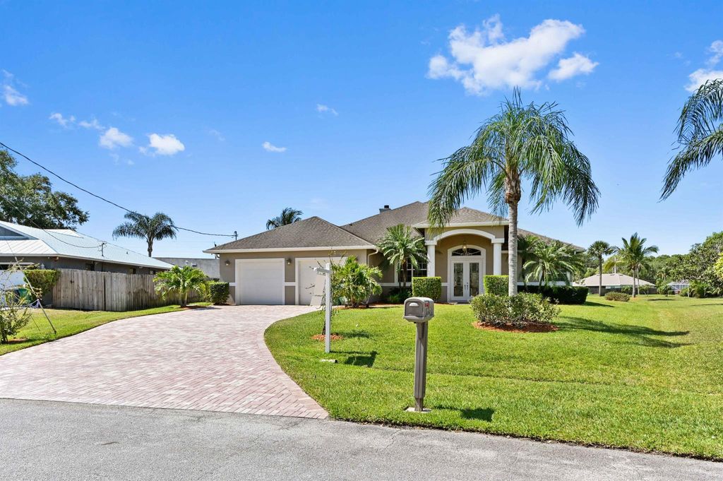 Photo of 2298 SE Short Street, Port Saint Lucie, FL 34952 (MLS # R11083454)