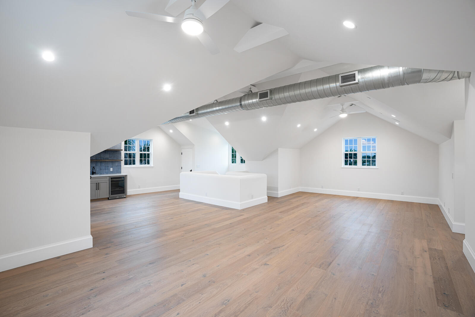 DELRAY BEACH ESPLANADE - Residential