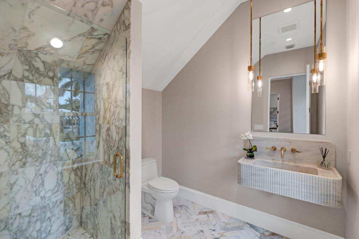 DELRAY BEACH ESPLANADE - Residential