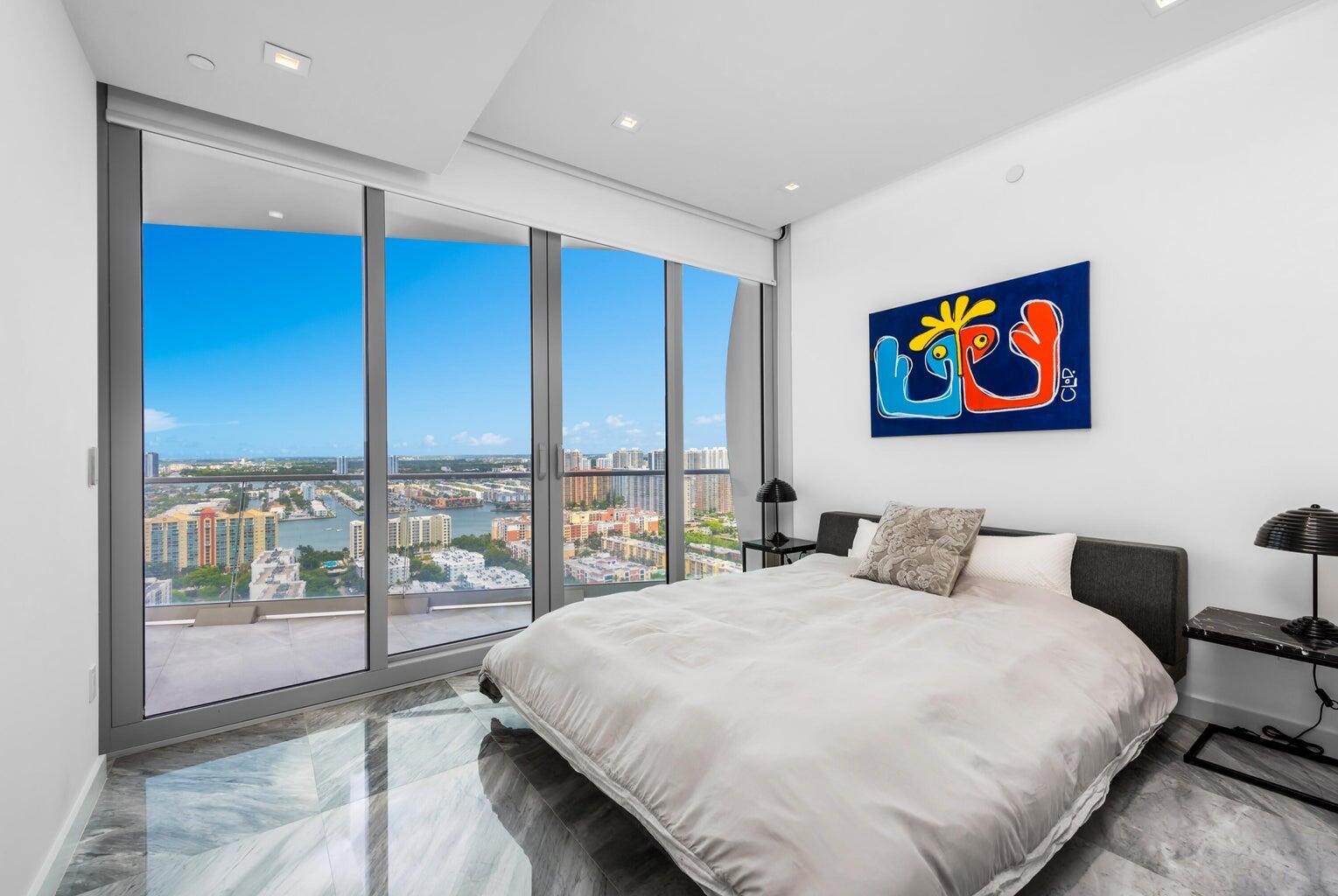 JADE SIGNATURE - Residential