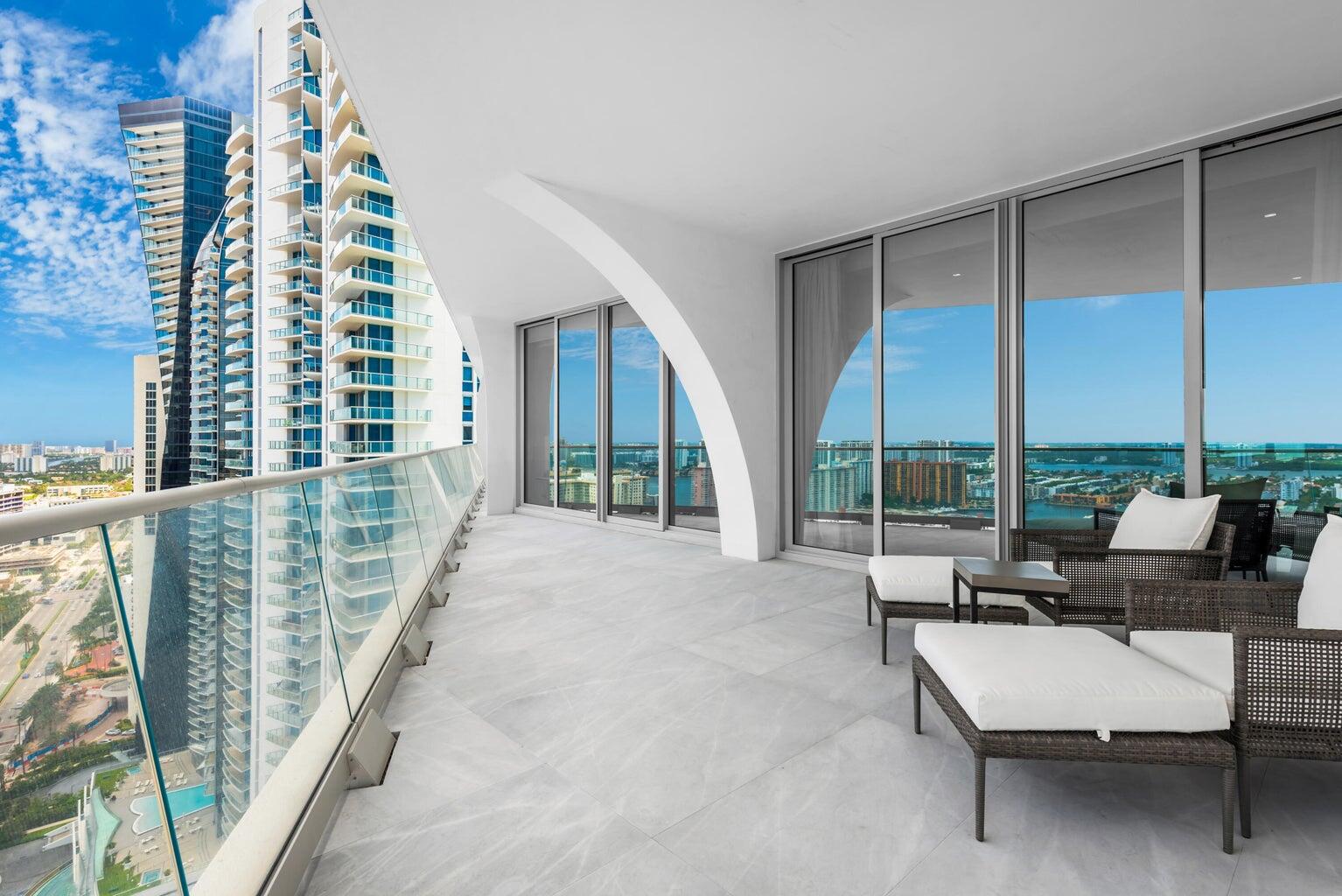 JADE SIGNATURE - Residential