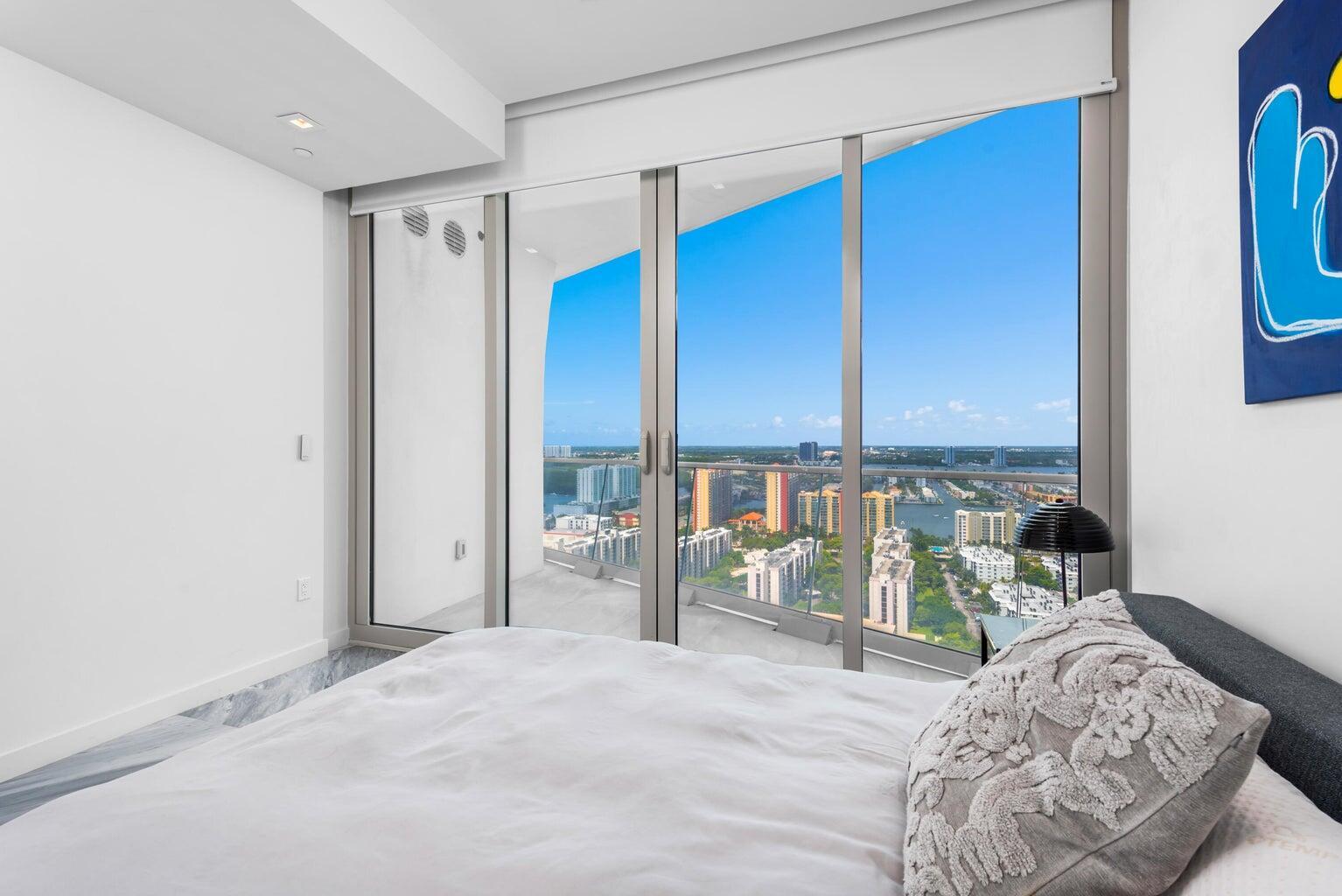 JADE SIGNATURE - Residential