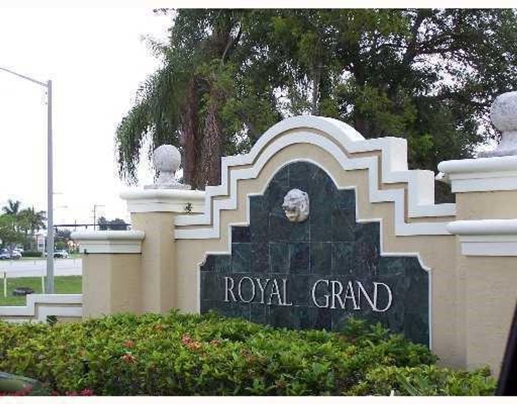 Photo of 2620 S University Drive #211, Davie, FL 33328 (MLS # F10503878)