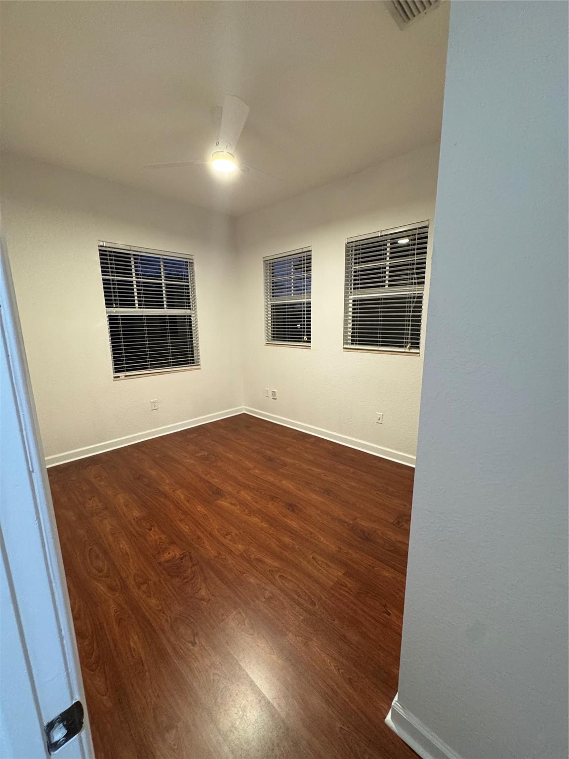 Heron Bay Comm 170-76 B - Residential Lease