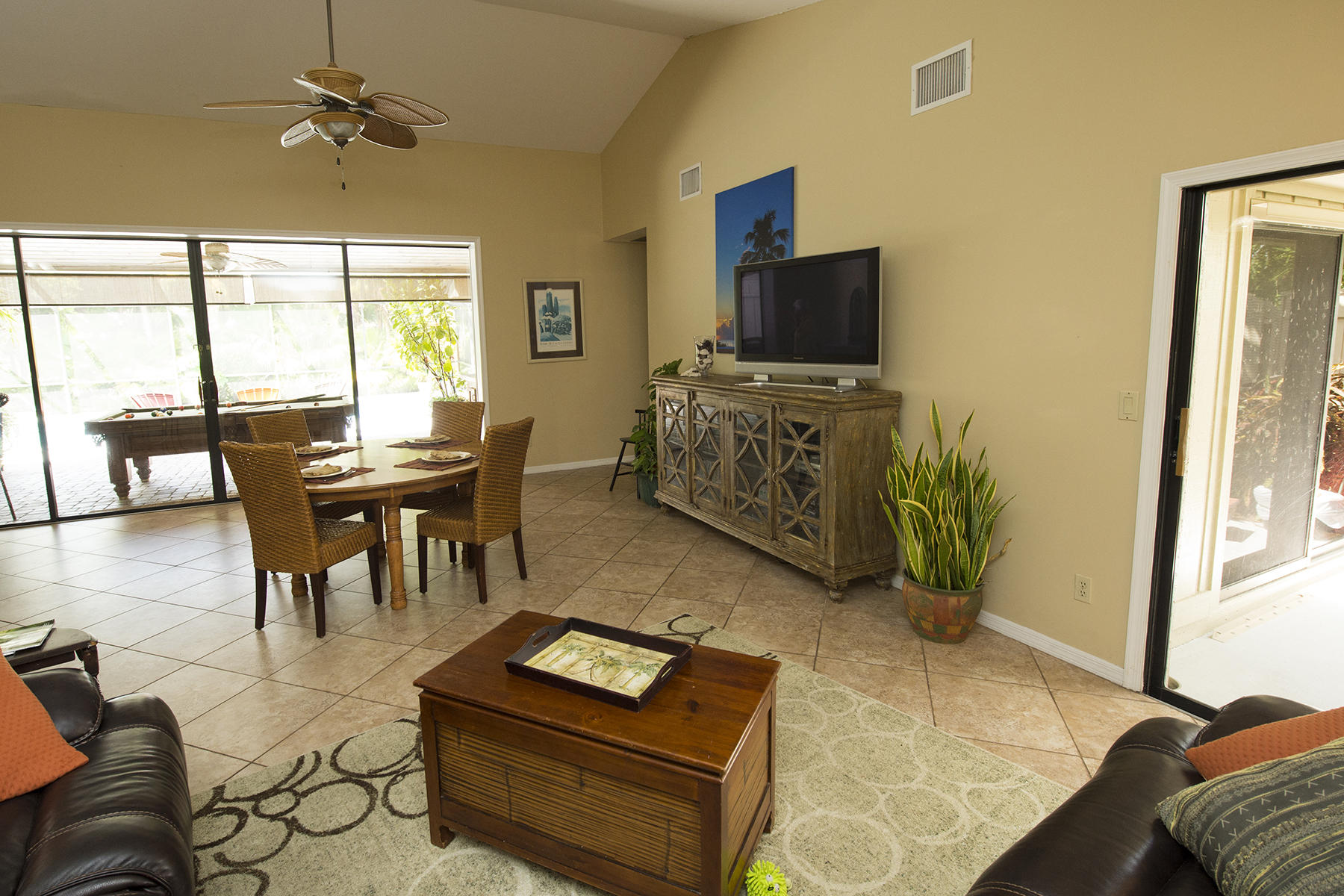 SABAL PALM ESTATES/ Tiburon - Residential