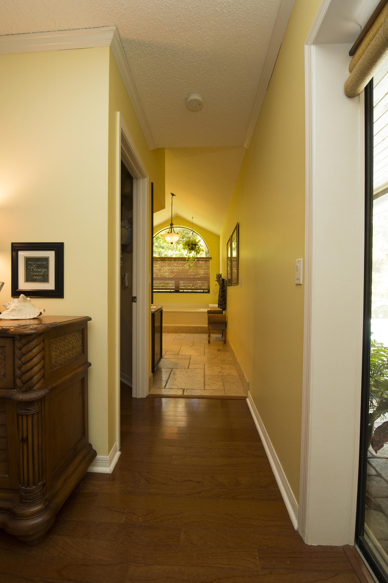 SABAL PALM ESTATES/ Tiburon - Residential