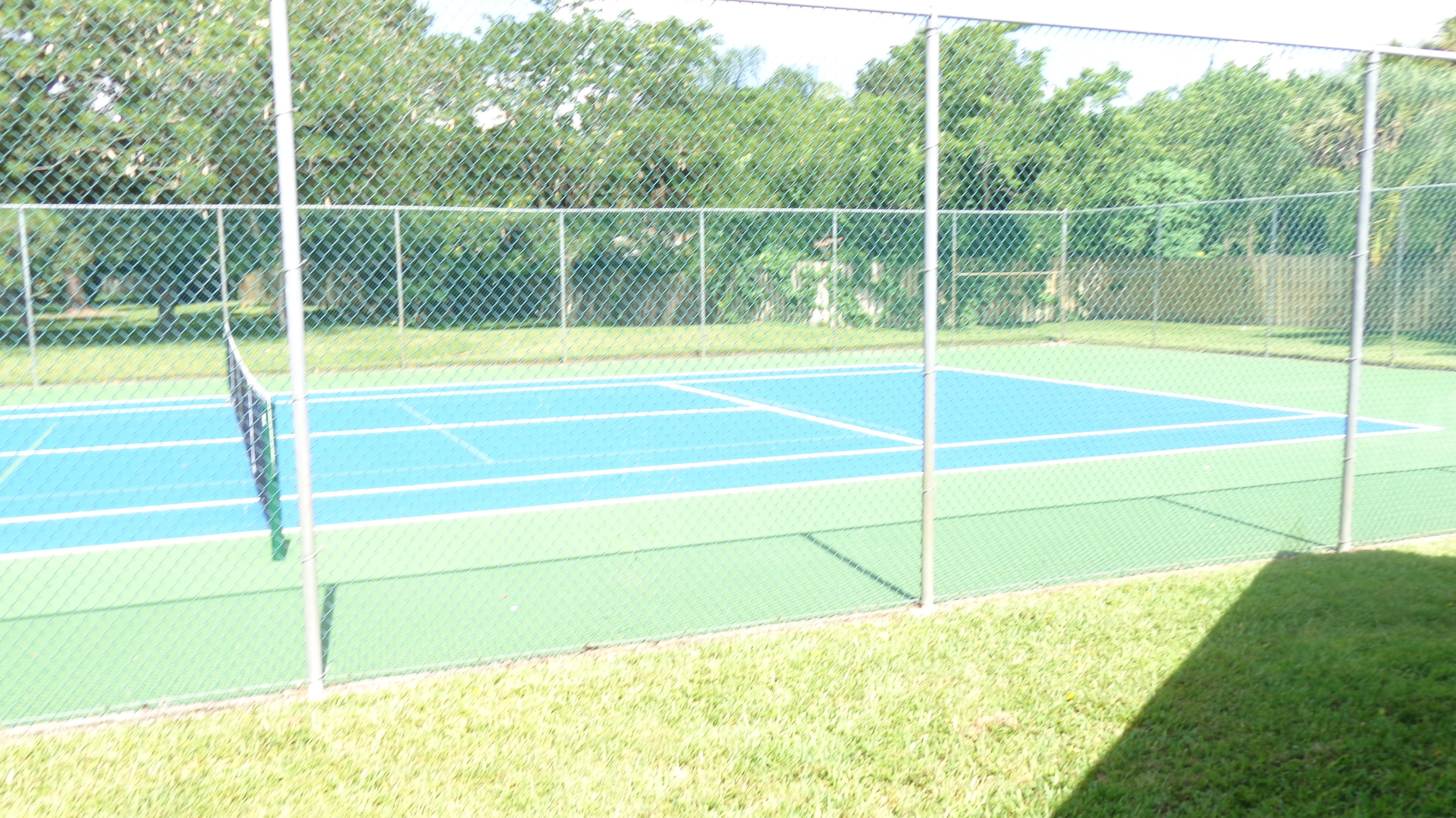 SABAL PALM ESTATES/ Tiburon - Residential